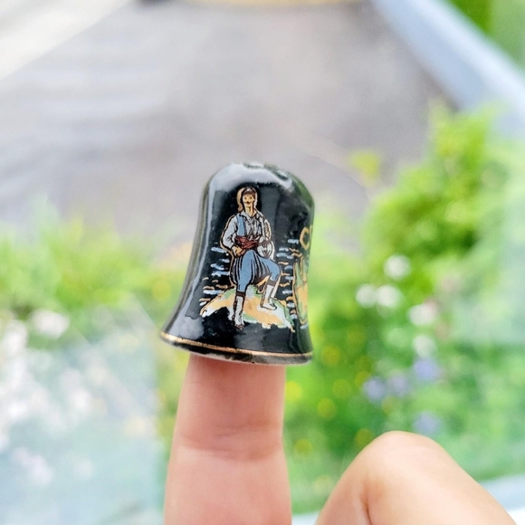 Vintage Greek Peasant Crete Map Thimble - Picture 2 of 8